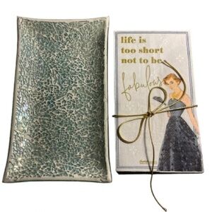 NWOT Vintage Style Print Paper Guest Towels Napkins w/ Mosaic Aqua Glass Tray